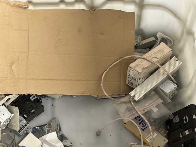 Partij mix electronica / industriële automatisering - afbeelding 7 van  10