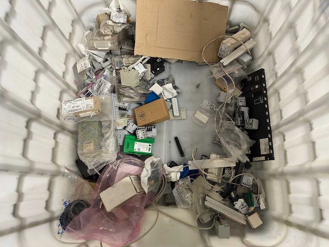 Partij mix electronica / industriële automatisering - afbeelding 10 van  10