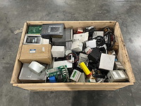 Partij mix electronica / industriële automatisering - afbeelding 5 van  10