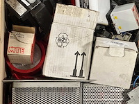 Partij mix electronica / industriële automatisering - afbeelding 8 van  10