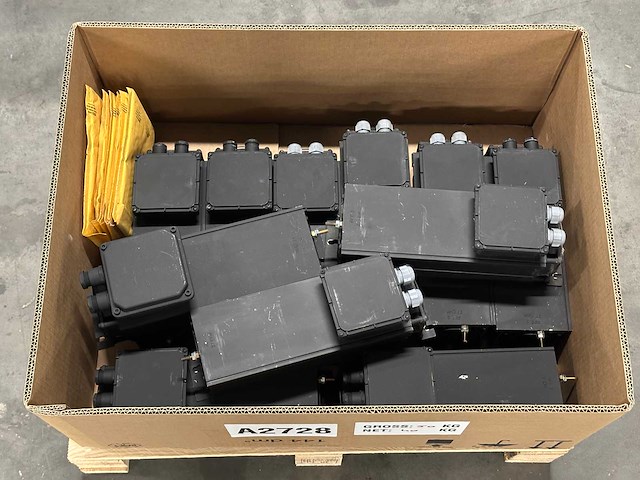 Partij mix electronica / industriële automatisering - afbeelding 1 van  7