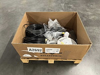 Partij (mix) elektrakabel & kabelbescherming - afbeelding 1 van  6