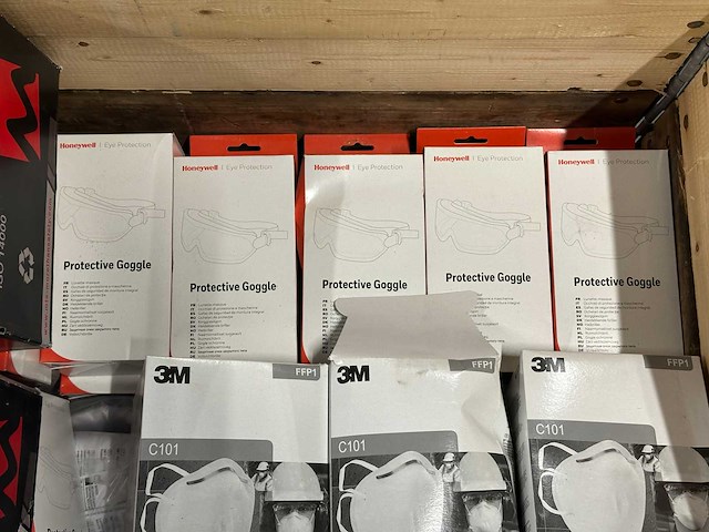 Partij mix persoonlijke beschermingsmiddelen - afbeelding 6 van  11