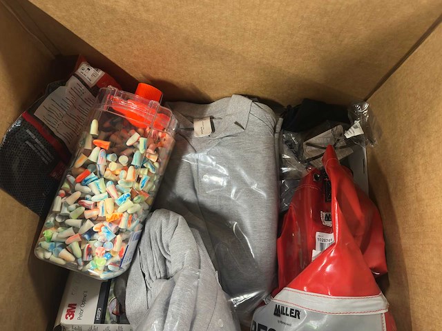 Partij mix persoonlijke beschermingsmiddelen - afbeelding 4 van  5