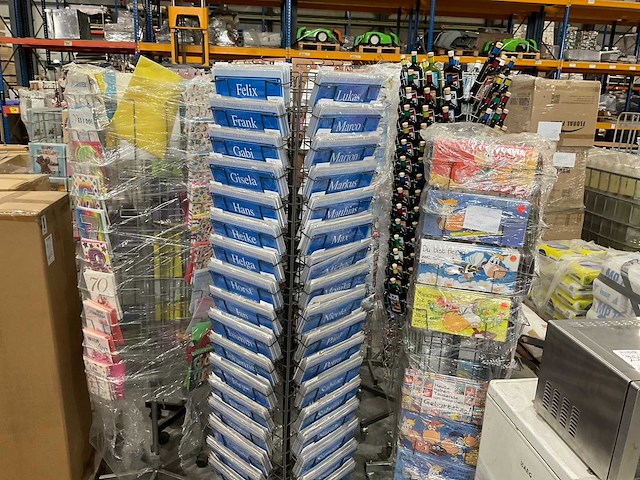 Partij mobiele vloerdisplay met inhoud - afbeelding 5 van  20