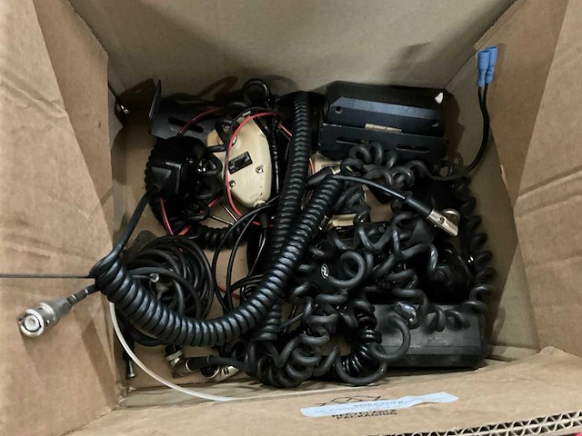 Partij mobilofoons - afbeelding 6 van  6