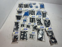Partij modelbouw onderdelen - 25 stuks rpm - afbeelding 1 van  4