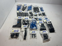 Partij modelbouw onderdelen 22 stuks rpm - afbeelding 1 van  4