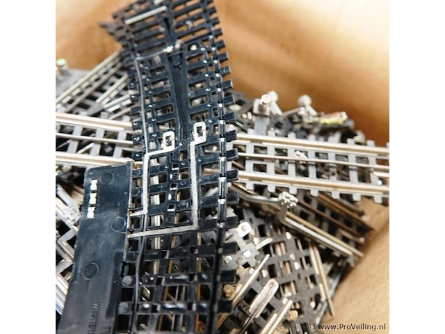Partij modelspoor in doos - afbeelding 4 van  5