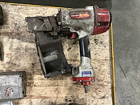 Partij moeraanzetters - afbeelding 7 van  7