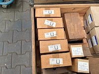 Partij moeren, bouten en ringen (4450x) - afbeelding 8 van  13