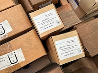 Partij moeren, bouten en ringen (4450x) - afbeelding 10 van  13