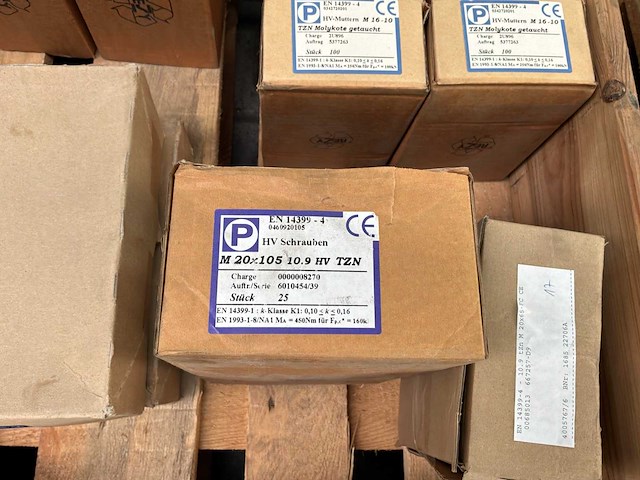 Partij moeren, bouten en ringen (4450x) - afbeelding 13 van  13