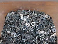 Partij moeren en ringen 4600 gram - afbeelding 3 van  9