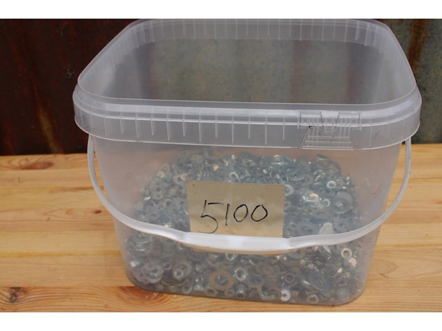 Partij moeren en ringen 5100 gram - afbeelding 3 van  11