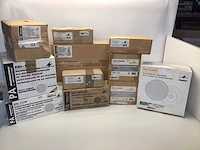 Partij monacor showroom modellen luidsprekers, microfoons, camera’s e.d - afbeelding 3 van  7