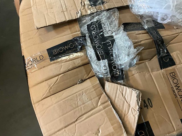 Partij mondkapjes en -maskers - afbeelding 4 van  7