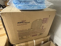 Partij mondkapjes en beschermende partij kleding - afbeelding 4 van  8