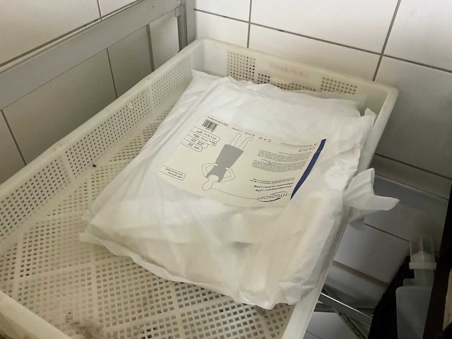 Partij mondkapjes en schorten - afbeelding 3 van  3