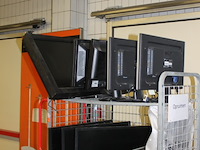 Partij monitoren div. merken c.a. 16 stuks. - afbeelding 6 van  11