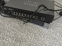 Partij monitoren en diverse hardware - afbeelding 2 van  7
