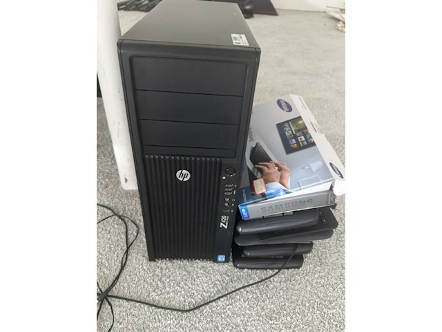 Partij monitoren en diverse hardware - afbeelding 3 van  7