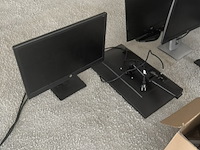 Partij monitoren en diverse hardware - afbeelding 6 van  7