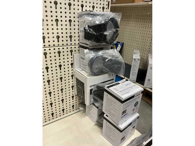 Partij monoblocks t.b.v. schotels (8x) - afbeelding 2 van  3