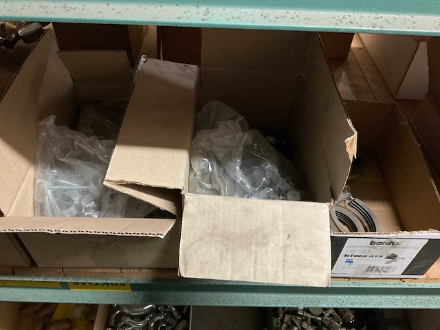 Partij montage beugels - afbeelding 1 van  2