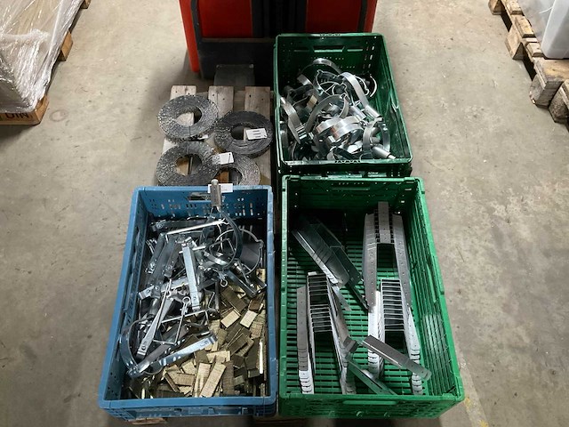 Partij montage beugels - afbeelding 1 van  3