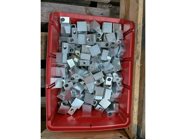 Partij montage materiaal - afbeelding 2 van  15