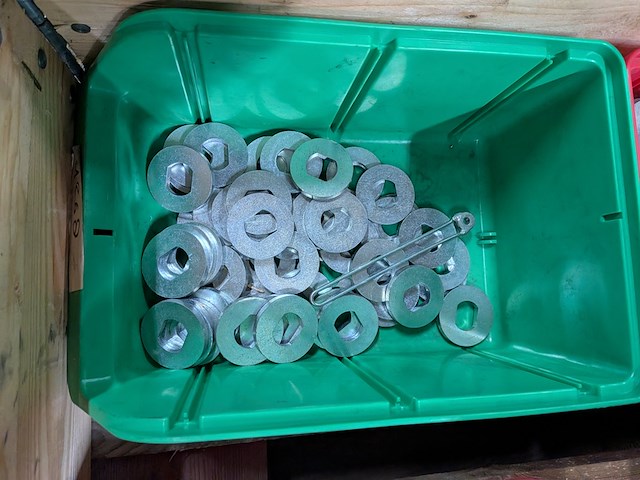 Partij montage materiaal - afbeelding 10 van  15