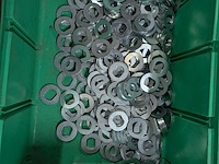 Partij montage materiaal - afbeelding 15 van  15