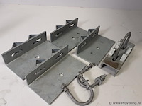 Partij montagebeugels t.b.v. schijnwerpers - 7 stuks - afbeelding 1 van  3