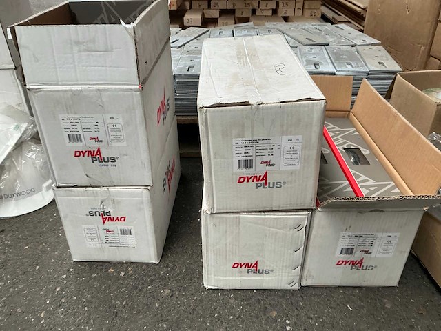 Partij montagemateriaal - afbeelding 2 van  18