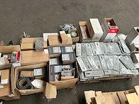 Partij montagemateriaal - afbeelding 13 van  18