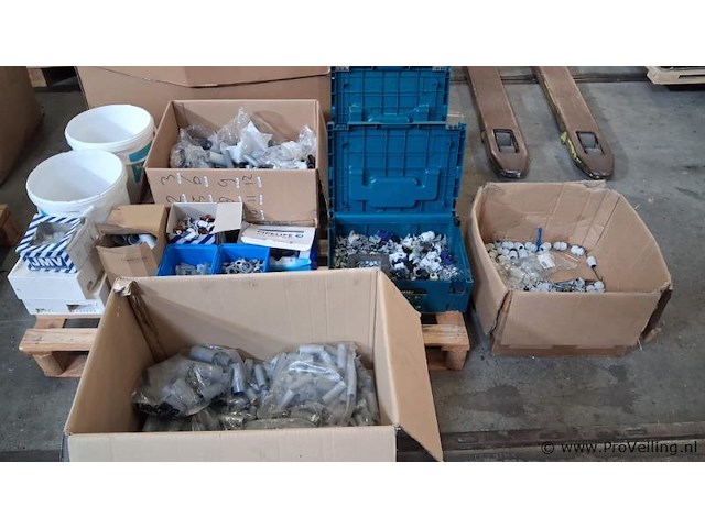 Partij montagemateriaal - afbeelding 1 van  4