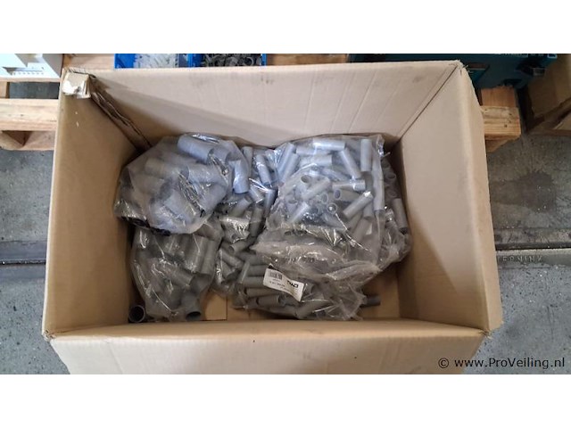 Partij montagemateriaal - afbeelding 2 van  4