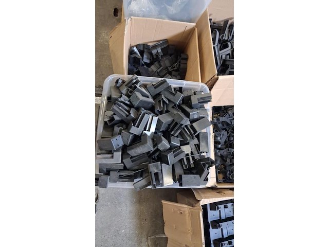 Partij montagemateriaal - afbeelding 4 van  5