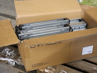 Partij montagemateriaal/profielen t.b.v. zonnepanelen - afbeelding 1 van  2