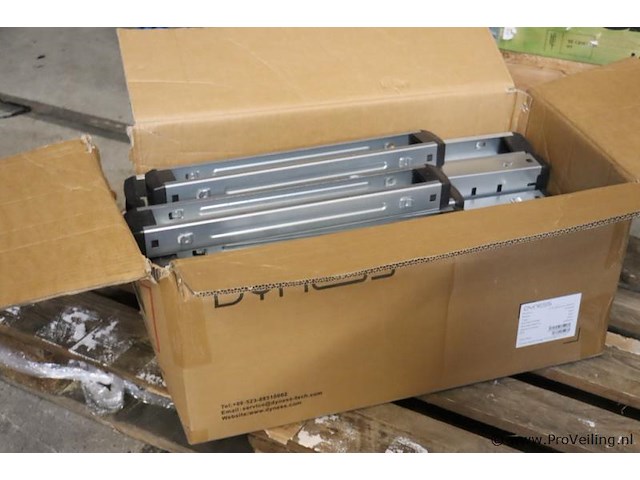 Partij montagemateriaal/profielen t.b.v. zonnepanelen - afbeelding 1 van  2