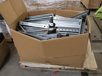 Partij montagemateriaal/profielen t.b.v. zonnepanelen - afbeelding 1 van  4