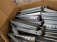 Partij montagemateriaal/profielen t.b.v. zonnepanelen - afbeelding 2 van  4