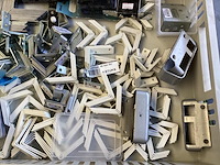 Partij montagematerialen - afbeelding 5 van  5