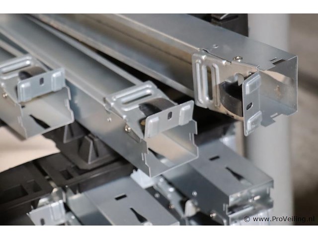Partij montagerails t.b.v. zonnepanelen - afbeelding 5 van  5