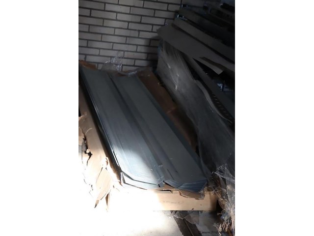 Partij montagerails t.b.v. zonnepanelen - afbeelding 1 van  3