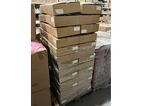Partij moss flat 2kg per doos (39x) - afbeelding 2 van  3