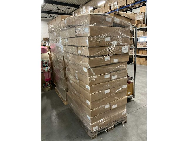 Partij moss flat 2kg per doos (39x) - afbeelding 2 van  3
