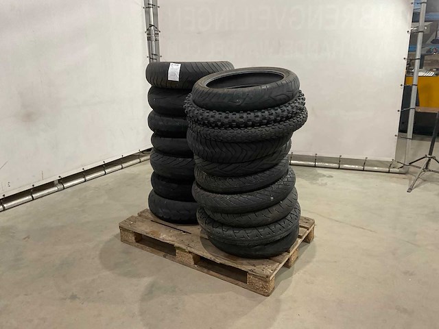 Partij motor banden - afbeelding 3 van  10