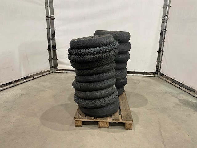 Partij motor banden - afbeelding 4 van  10